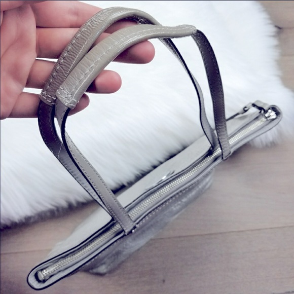 COACH Gray Textured Leather Signature Tote Bag - Picture 4 of 8